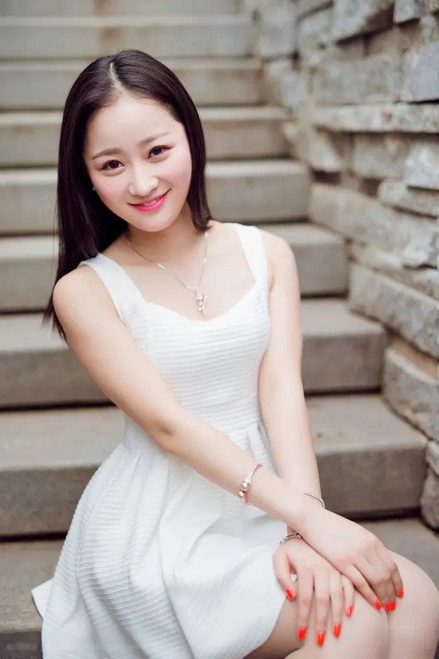 台湾温州私人伴游商务伴游乔妹的联系方式！