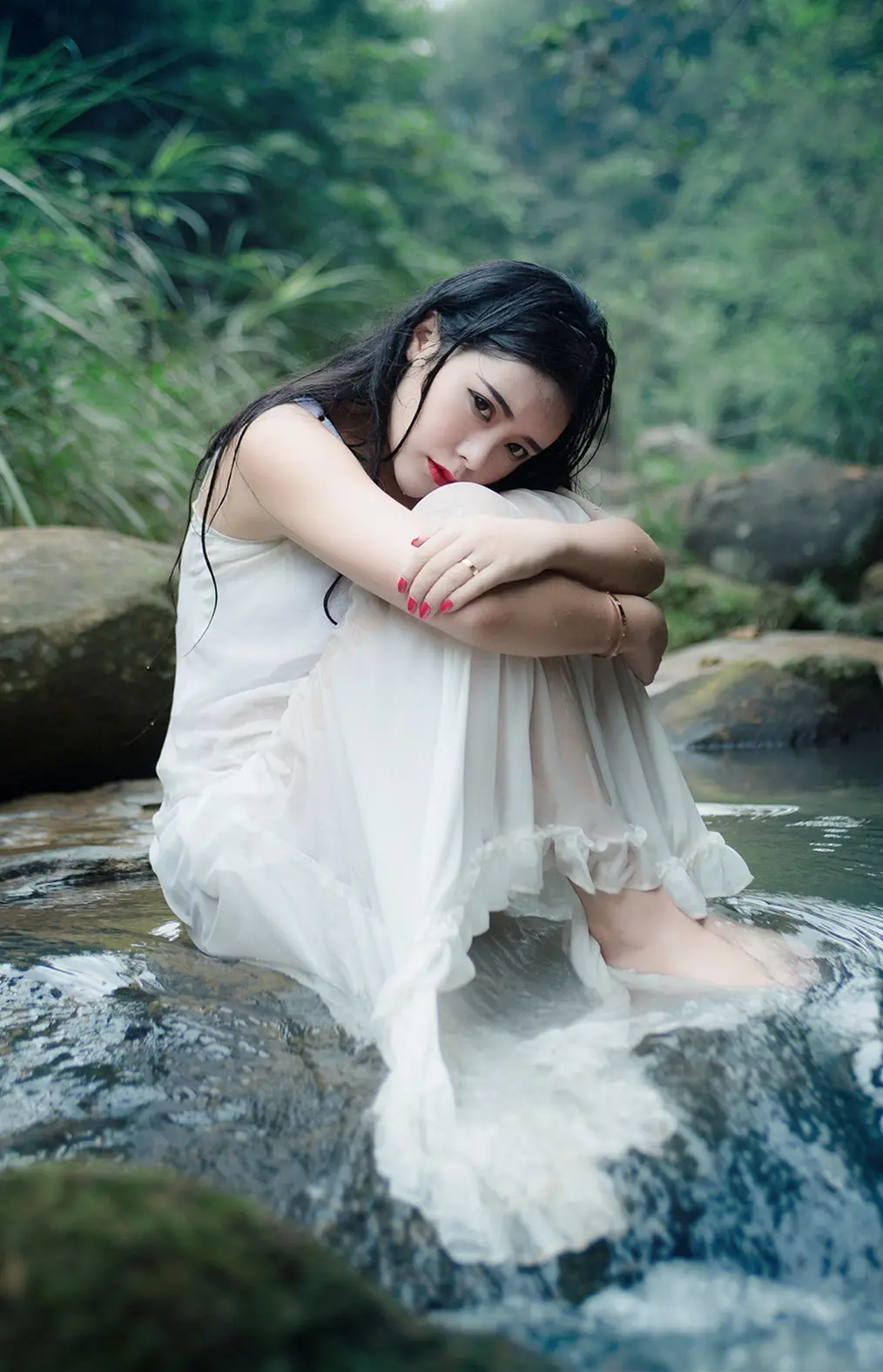 台湾郑州高端私人伴游小野梨子