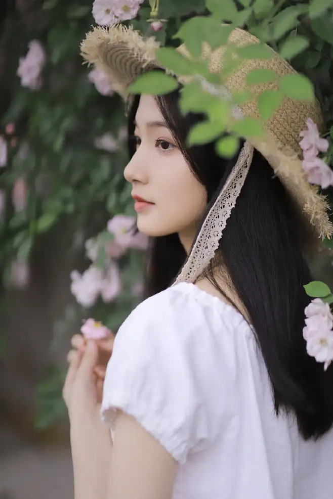 台湾喀什私人伴游李菲儿